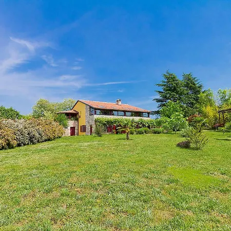 Vila Chiron Babici