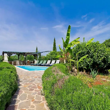 Willa Villa Chiron