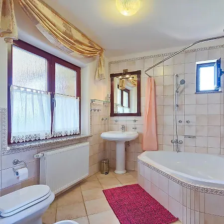 Villa Chiron Willa Babici