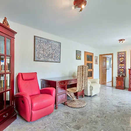 Villa Chiron *